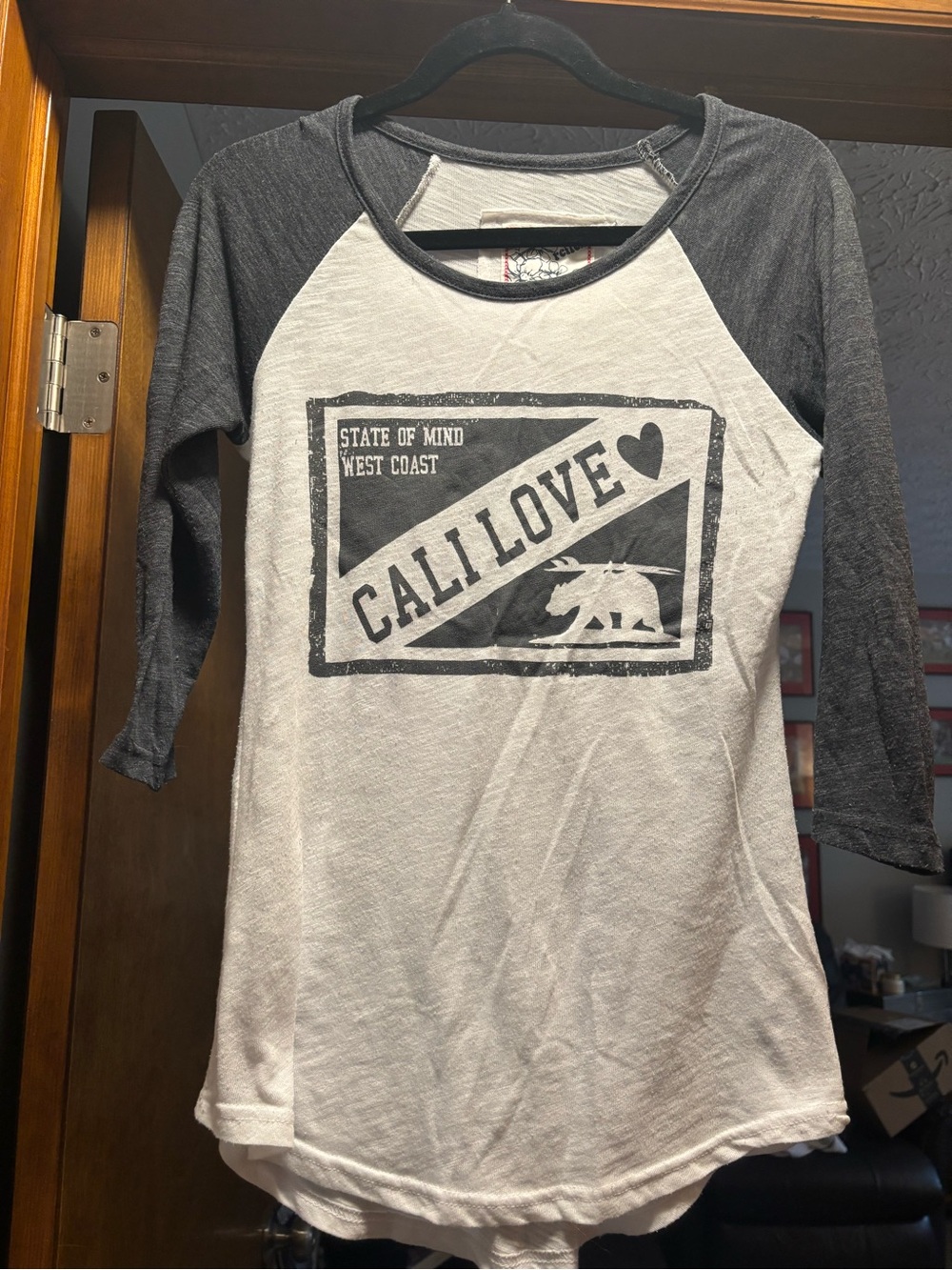 CALI LOVE Raglan Baseball Tee for Women- White & Charcoal